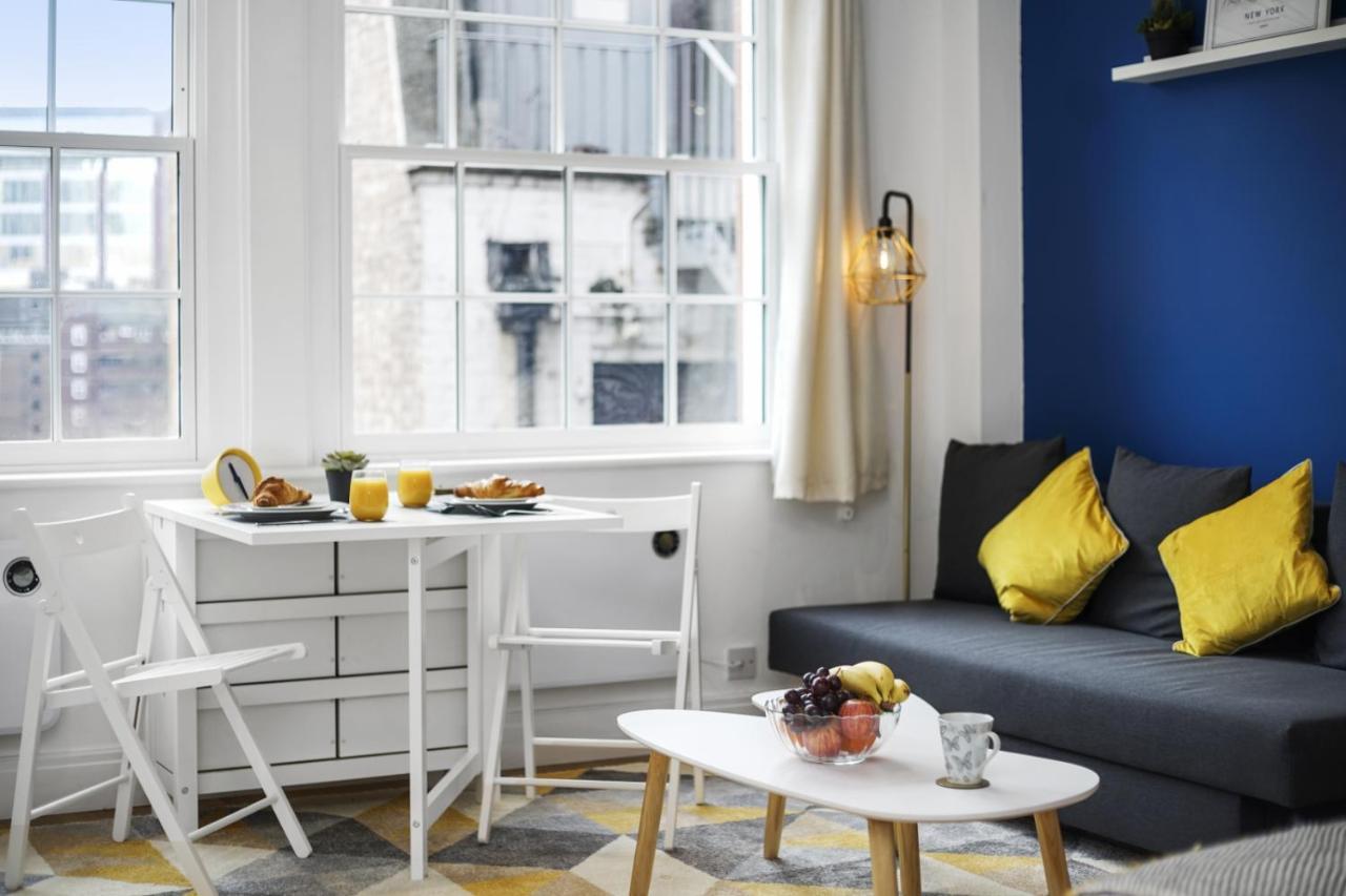 Studio Apartment By Homely Stays Londres Exterior foto